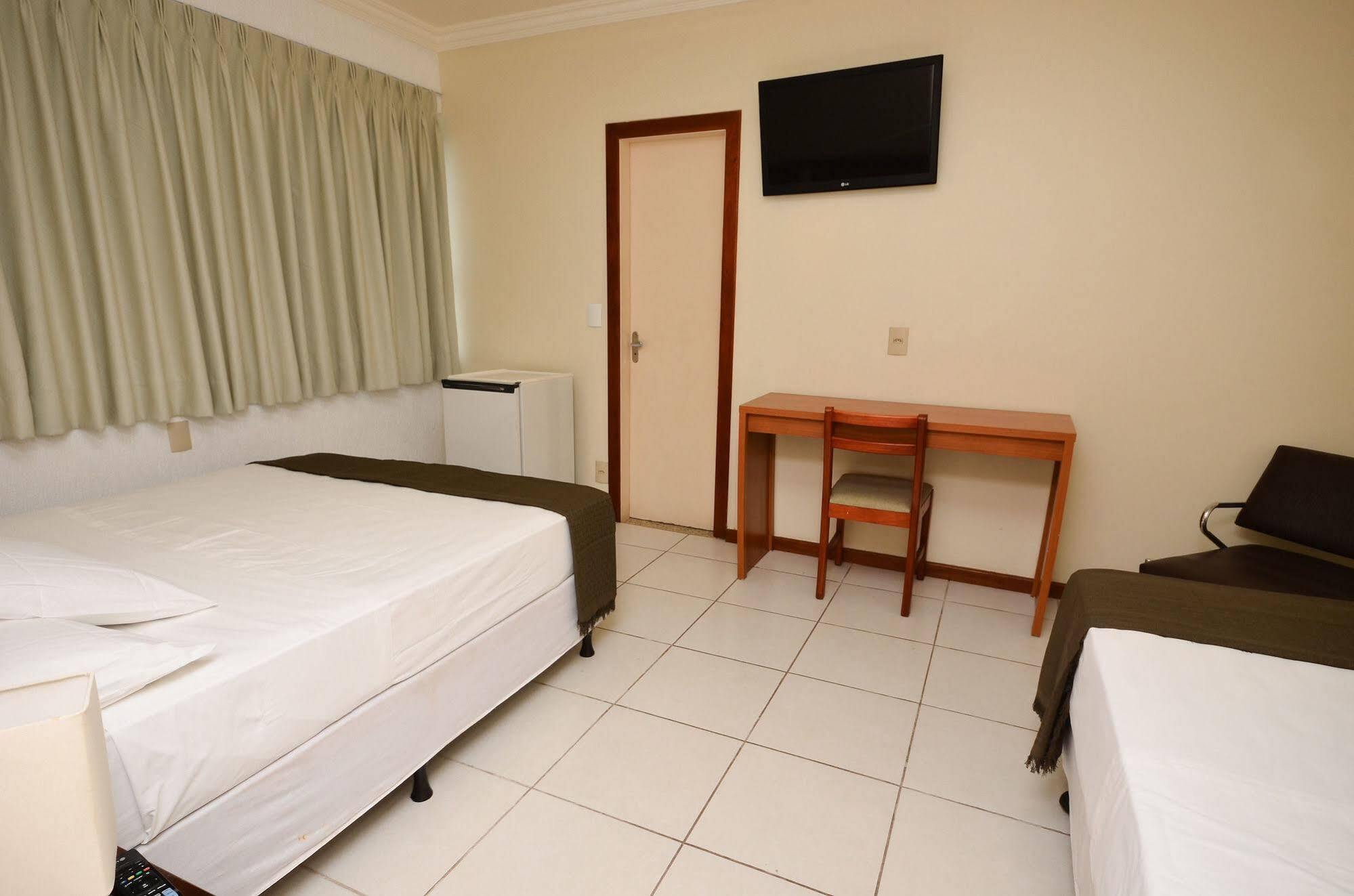 Hotel Balneário Cabo Frio Kültér fotó